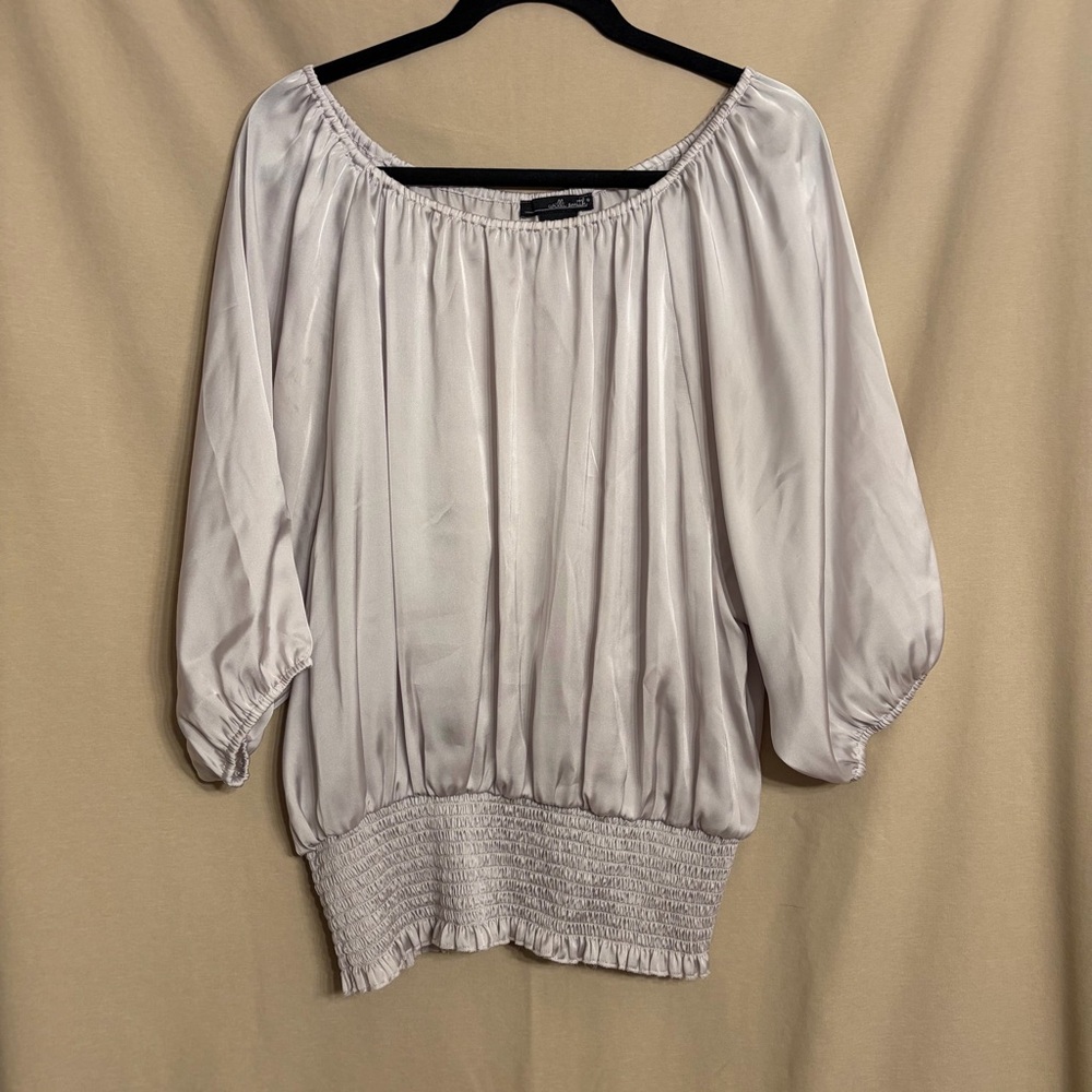 Willi Smith Women’s L Off-Shoulder Blouse Silver Smocked Hem